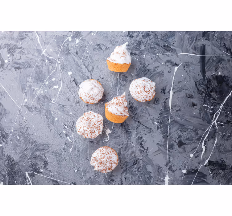 Persiana enrollable gris cupcakes cremosos - TenVinilo