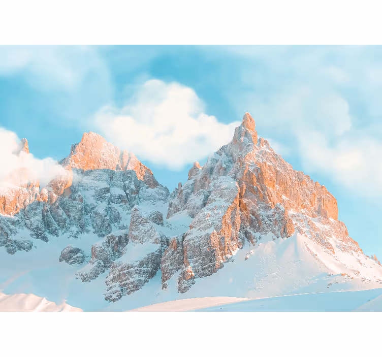 Papel mural azul nubes blancas entre montañas y bosque - TenVinilo