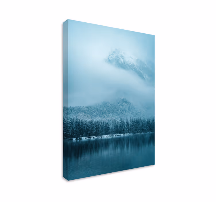 Cuadro paisajes reflexión en montañas nebulosas - TenVinilo