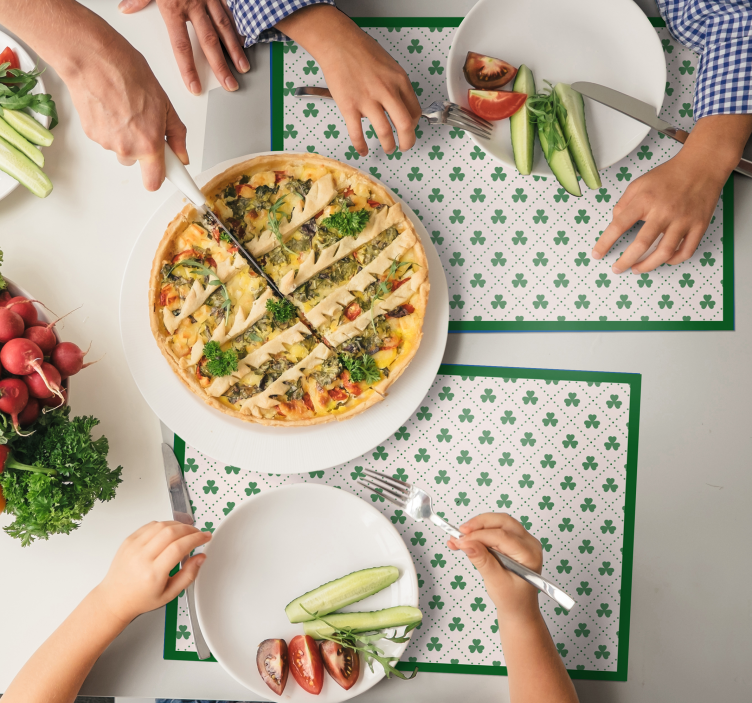 Mantel individual patrón tréboles verde - TenVinilo