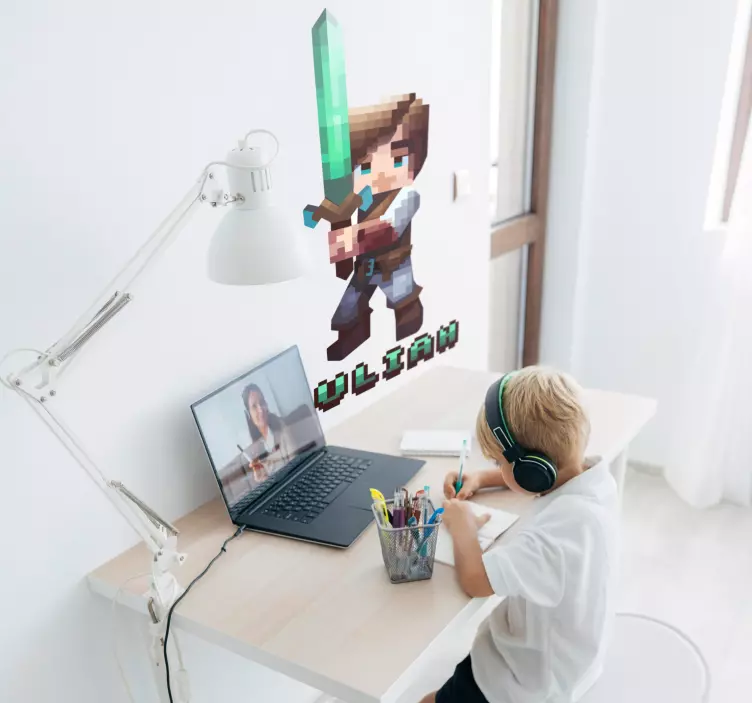 Vinilo videojuego personaje pixelado con espadaPersonaje pixelado - TenVinilo