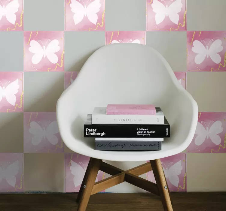 Azulejos adhesivos tonos rosa con mariposas - TenVinilo