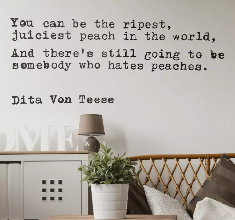 Vinilo pared frase cita de Dita Von Teese - TenVinilo