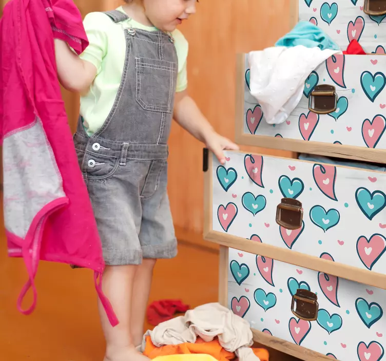 Vinilo infantil para mueble de corazones - TenVinilo