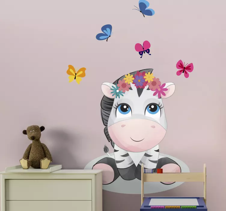 Vinilo infantil cebra bebé mariposas coloridas - TenVinilo