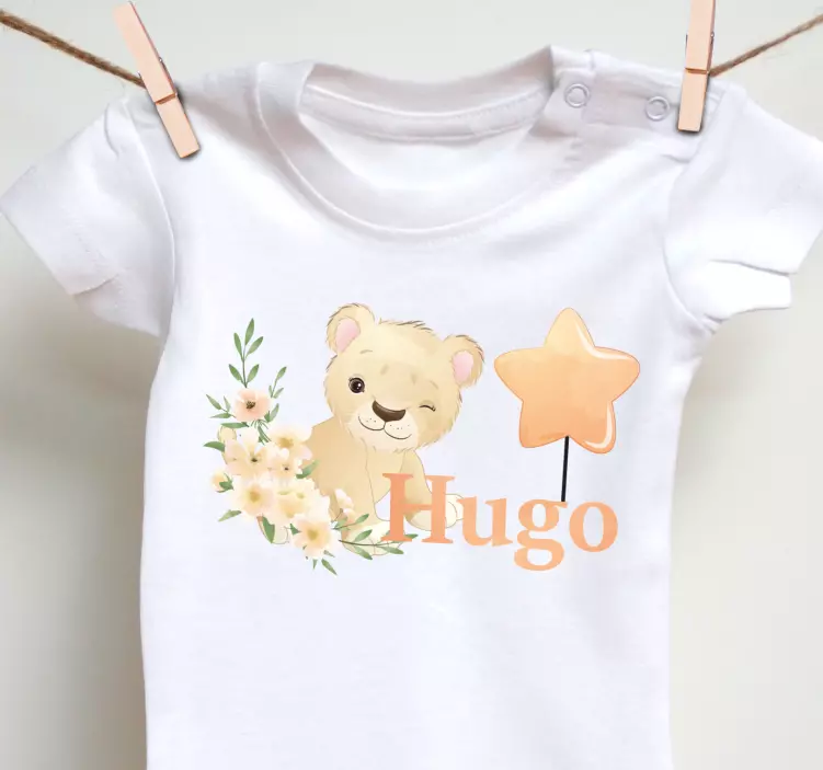 Camiseta bebé Lindo león para niño con nombre - TenVinilo
