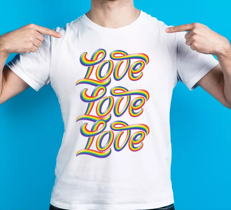 Camiseta personalizada con estampado de amor arcoíris - TenVinilo