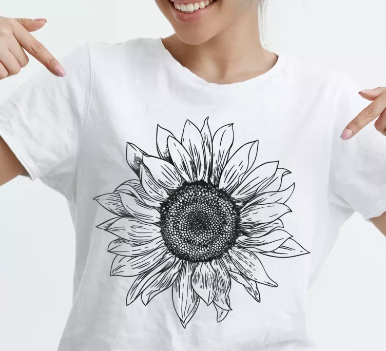 Camiseta personalizada girasol negro - TenVinilo