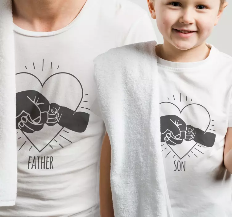 Camiseta padre e hijo choque de puños - TenVinilo