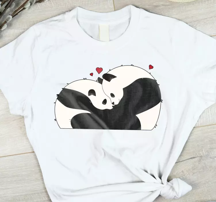 Camisetas parejas Abrazando a los pandas - TenVinilo
