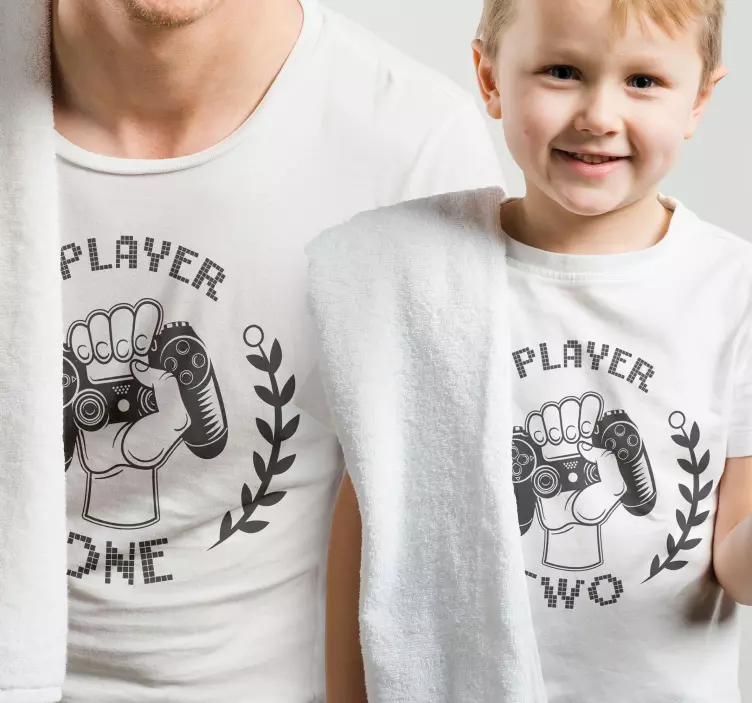 Camiseta padre e hijo jugador 1 y jugador 2 - TenVinilo