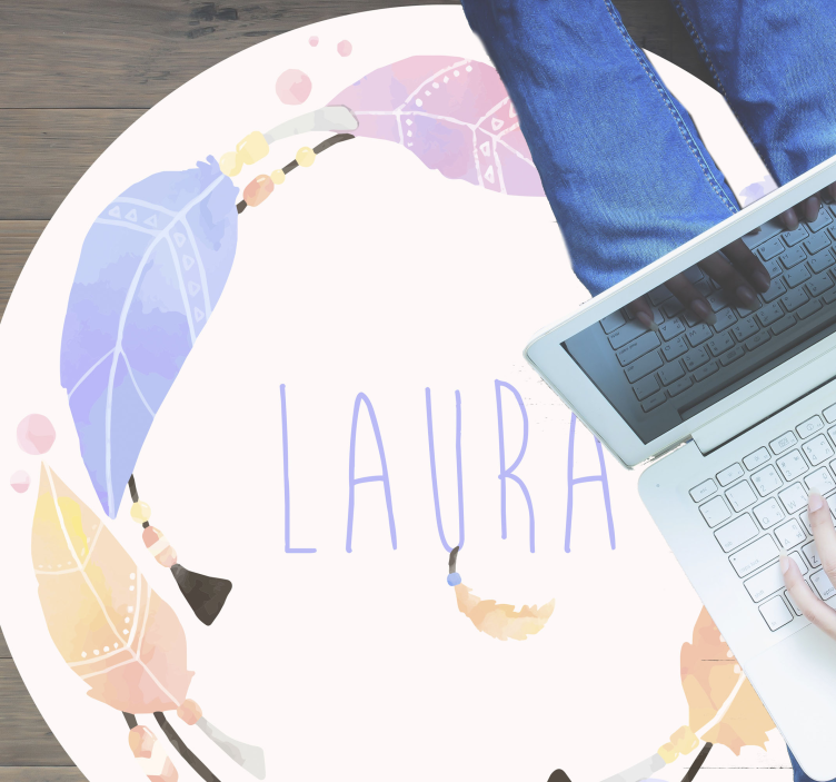 Alfombra vinílica con nombre Plumas de colores con nombre - TenVinilo