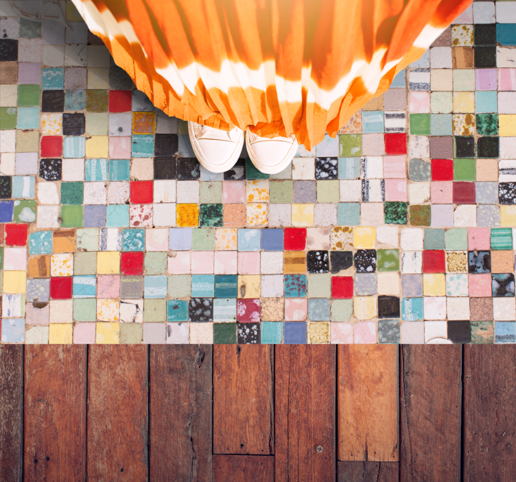 Alfombra vinílica baño azulejos antiguos de colores - TenVinilo