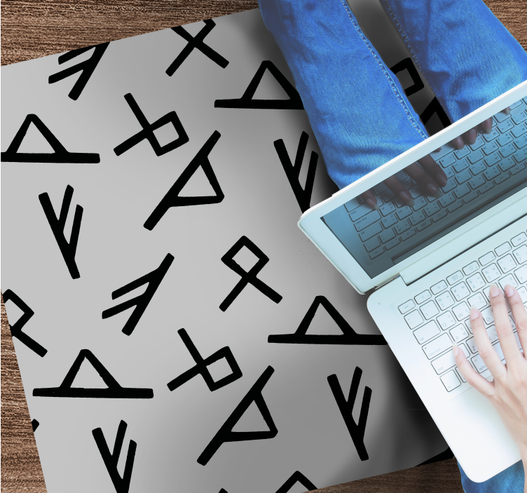 Alfombra vinílica geométrica formas negras elegantes - TenVinilo