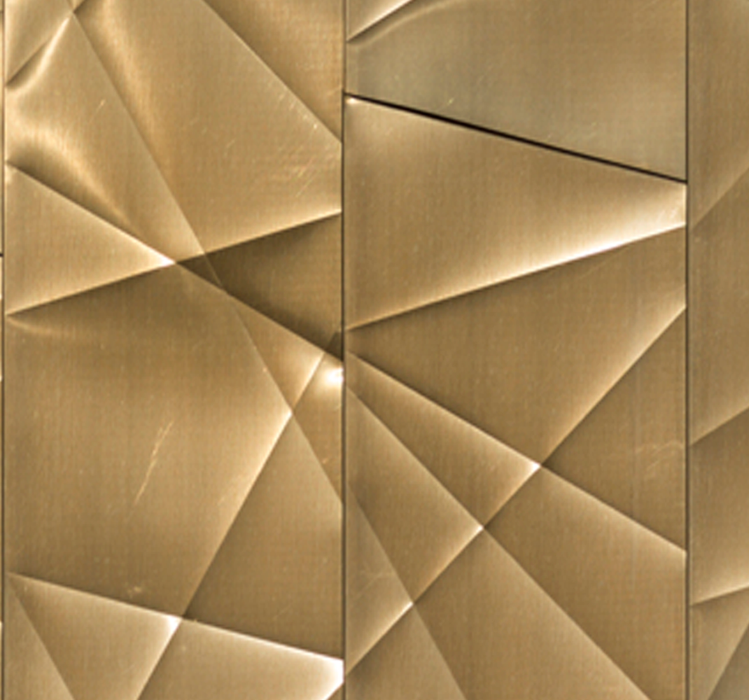 Alfombra vinílica oficina textura poligonal 3d dorada - TenVinilo