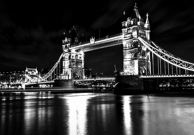Alfombra vinílica negra puente de londres noche - TenVinilo